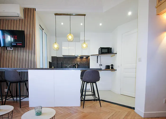 Clemenceau 2 Studio Confortable Clim Et Dressing Proche Gare