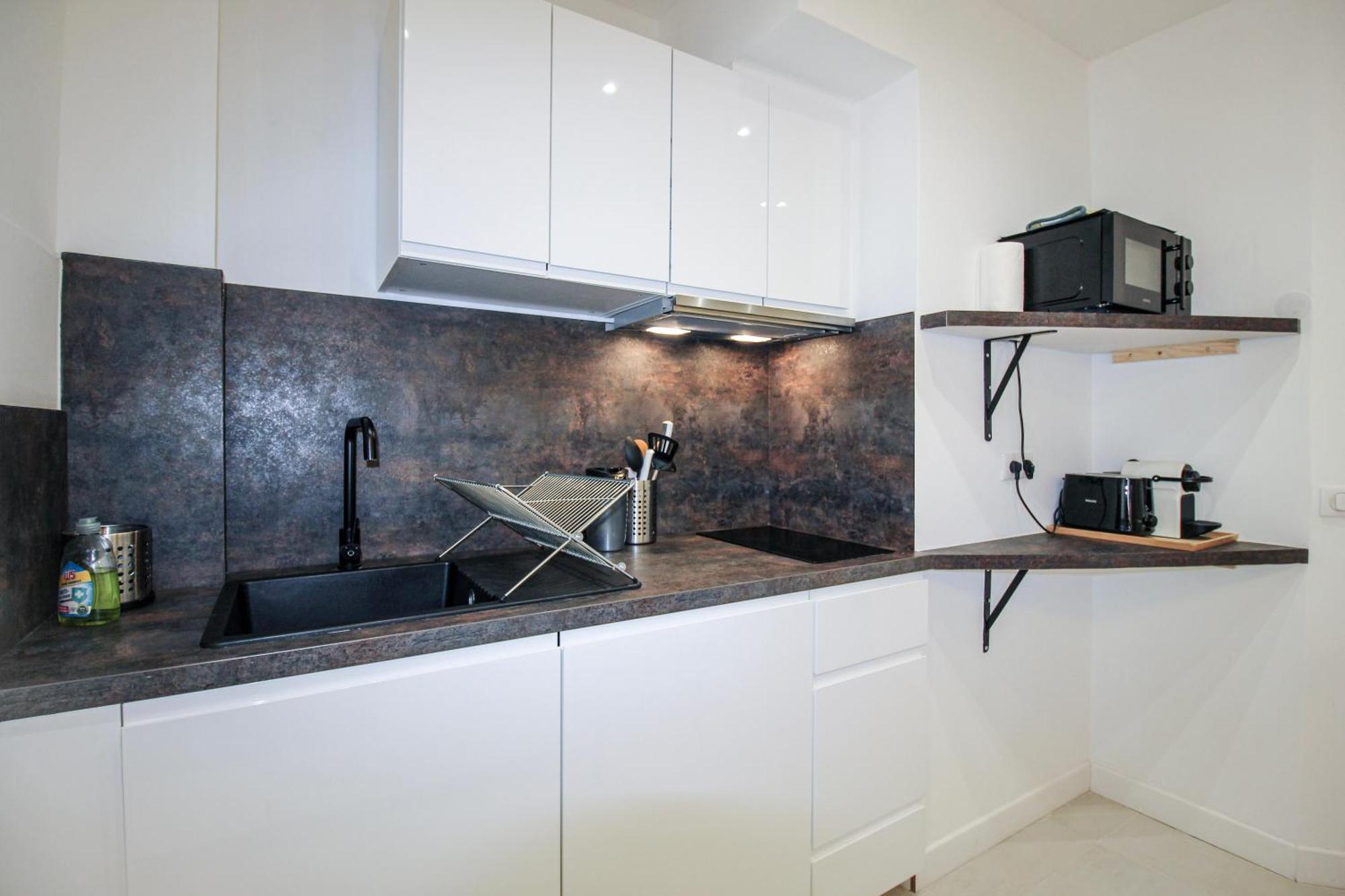 Clemenceau 2 Confortable Clim Et Dressing Proche Gare Apartment