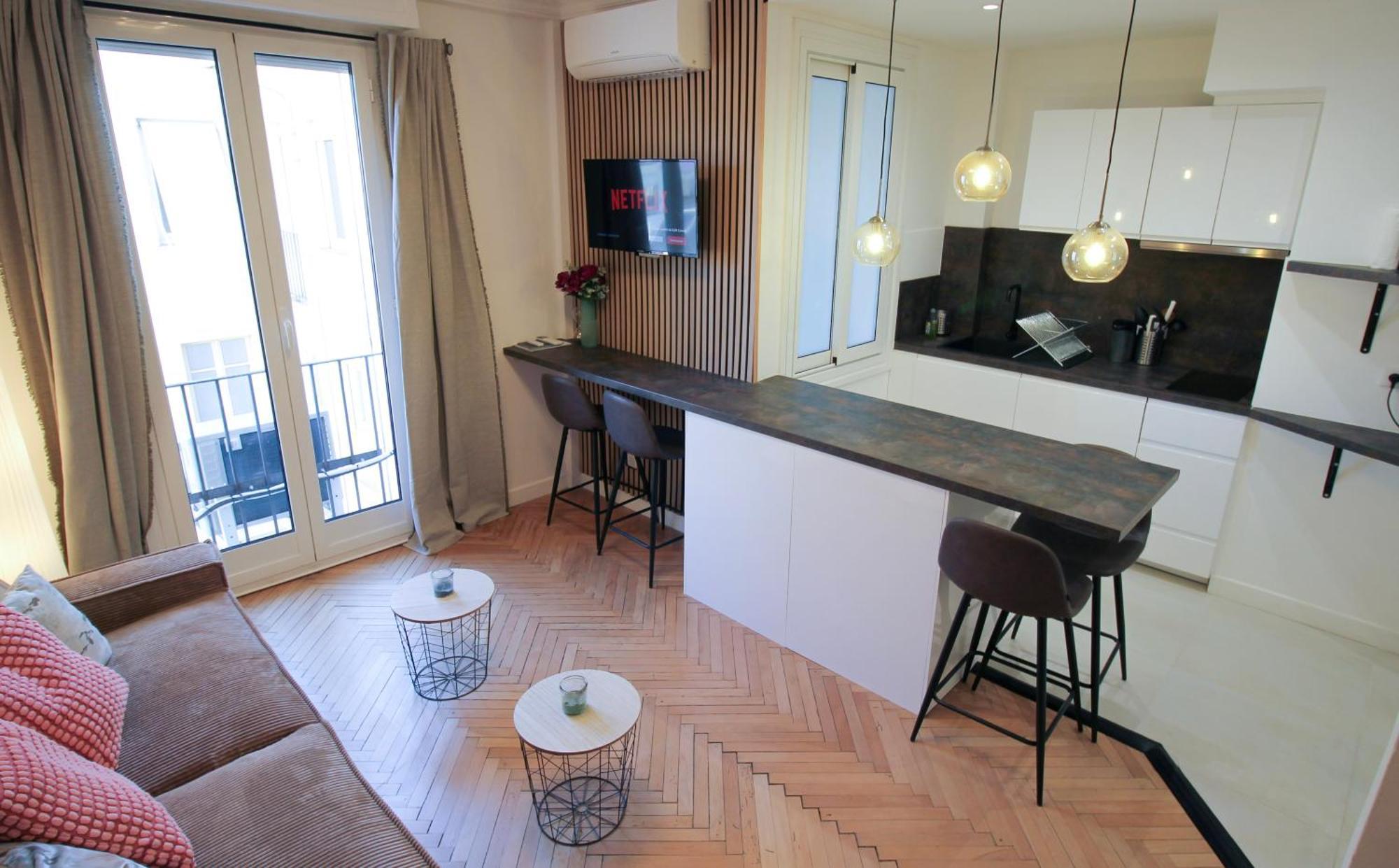 Clemenceau 2 Confortable Clim Et Dressing Proche Gare Apartment *